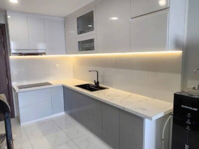 Tủ bếp nhựa trắng đơn giản